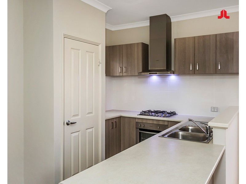 Unit 3/8 Seaspray Place, Waikiki WA 6169