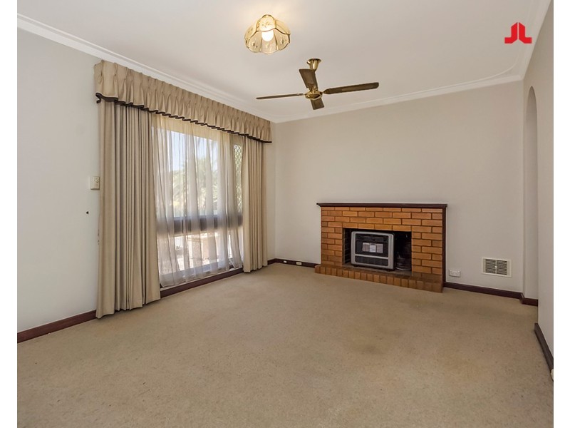 24 Calume Street, Hillman WA 6168