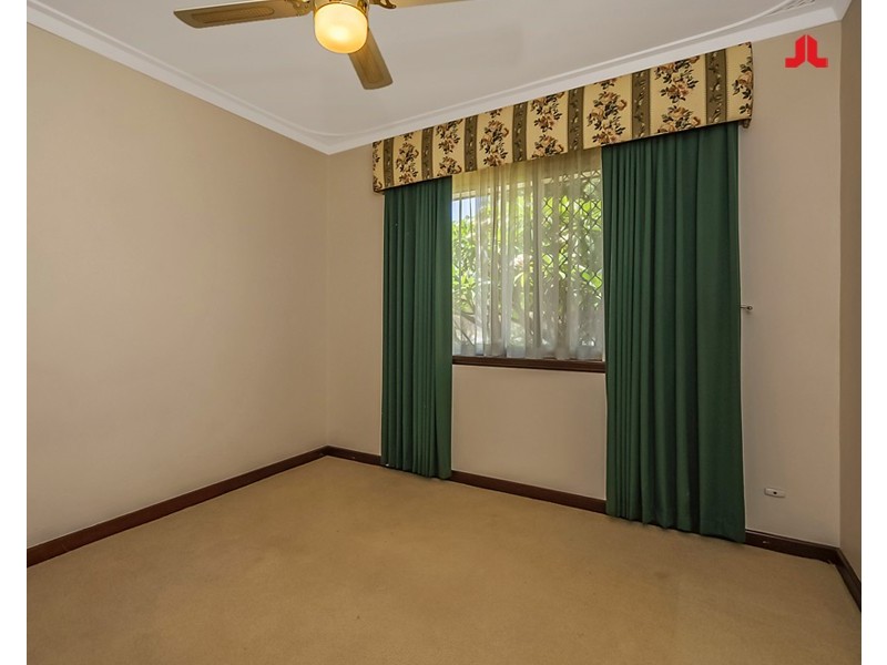 24 Calume Street, Hillman WA 6168