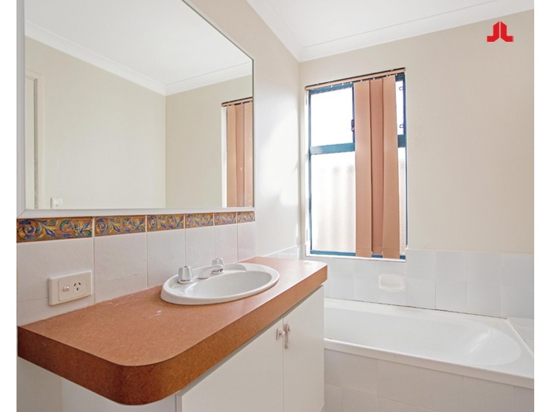 5/48 Gnangara Drive, Waikiki WA 6169