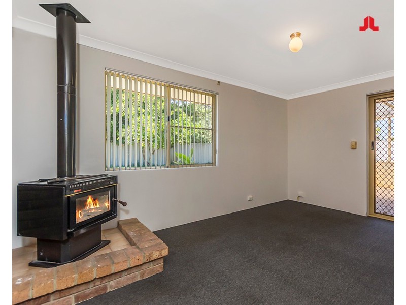 9 Frome Way, Cooloongup WA 6168