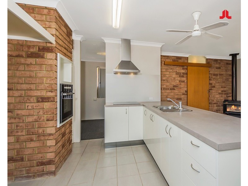 9 Frome Way, Cooloongup WA 6168