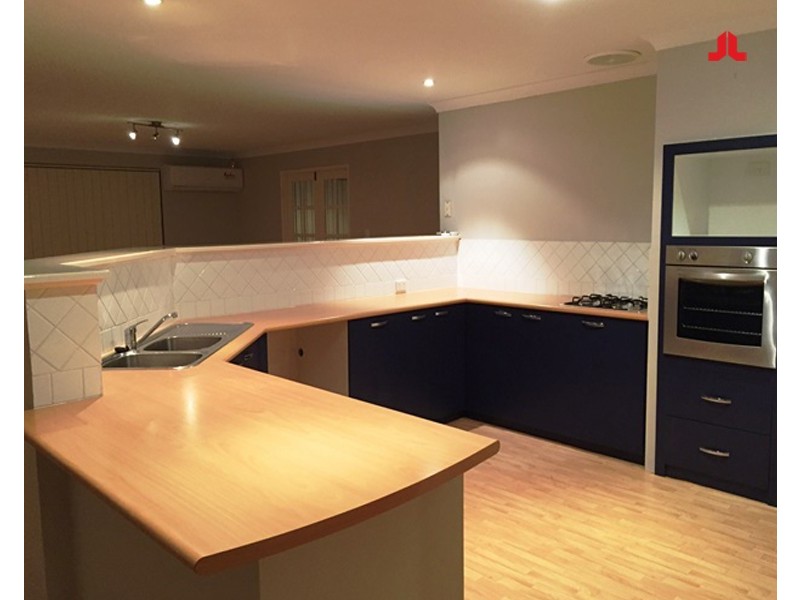 69 Zaragoza Drive, Port Kennedy WA 6172