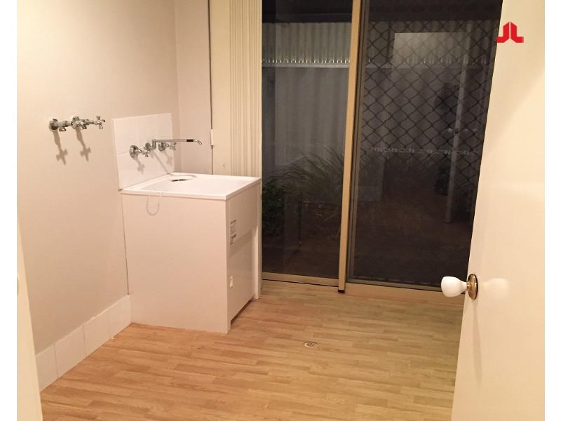 69 Zaragoza Drive, Port Kennedy WA 6172