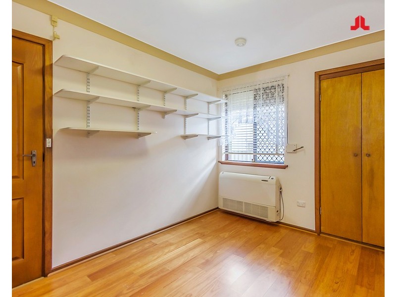 11 Dolphin Road, Safety Bay WA 6169