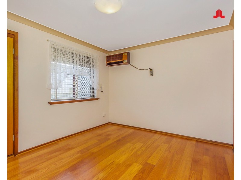 11 Dolphin Road, Safety Bay WA 6169