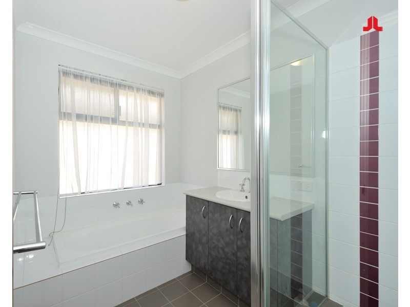 23 Hayeswater Circuit, Waikiki WA 6169