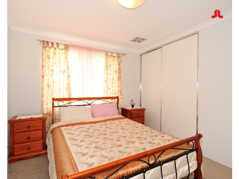 23 Hayeswater Circuit, Waikiki WA 6169