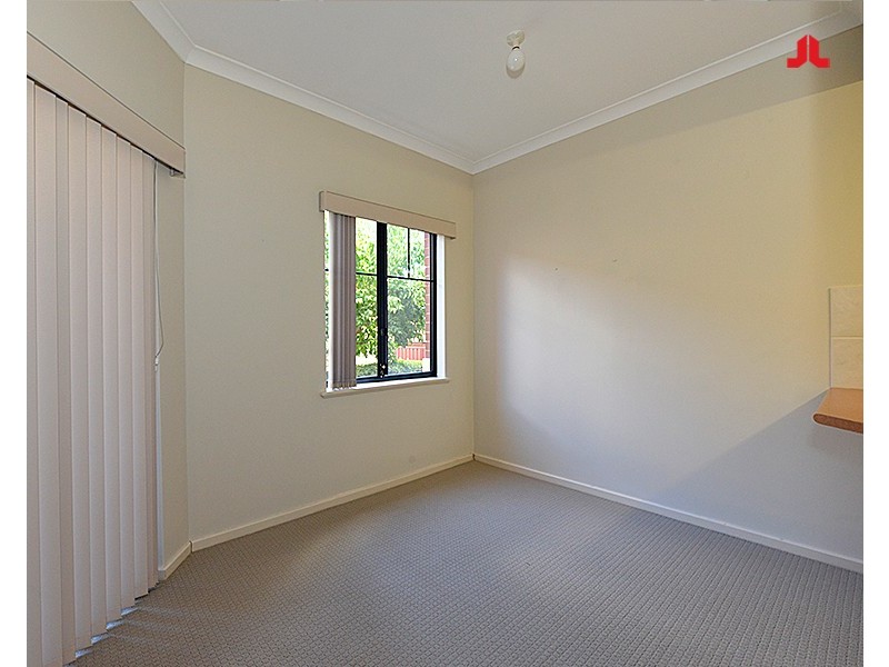 Apartment 16 / 50 Woodlake Retreat, Kingsley WA 6026