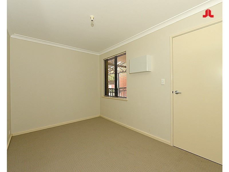 Apartment 16 / 50 Woodlake Retreat, Kingsley WA 6026