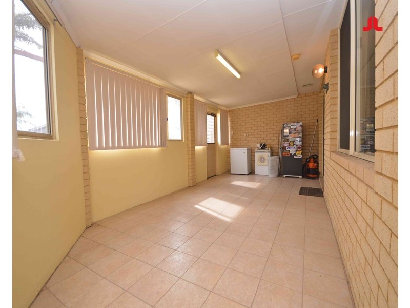 656 Safety Bay Road, Waikiki WA 6169