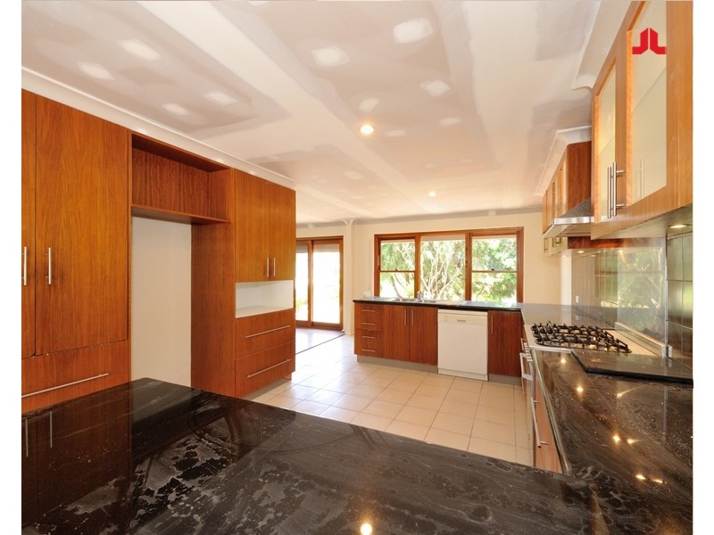 15 Shelton Street, Waikiki WA 6169