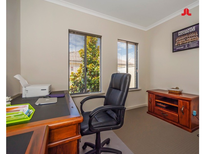 3/27 Lonsdale Crescent, Waikiki WA 6169