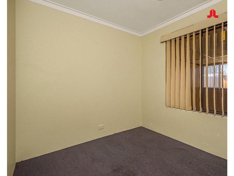 12 Barnes Street, Rockingham WA 6168