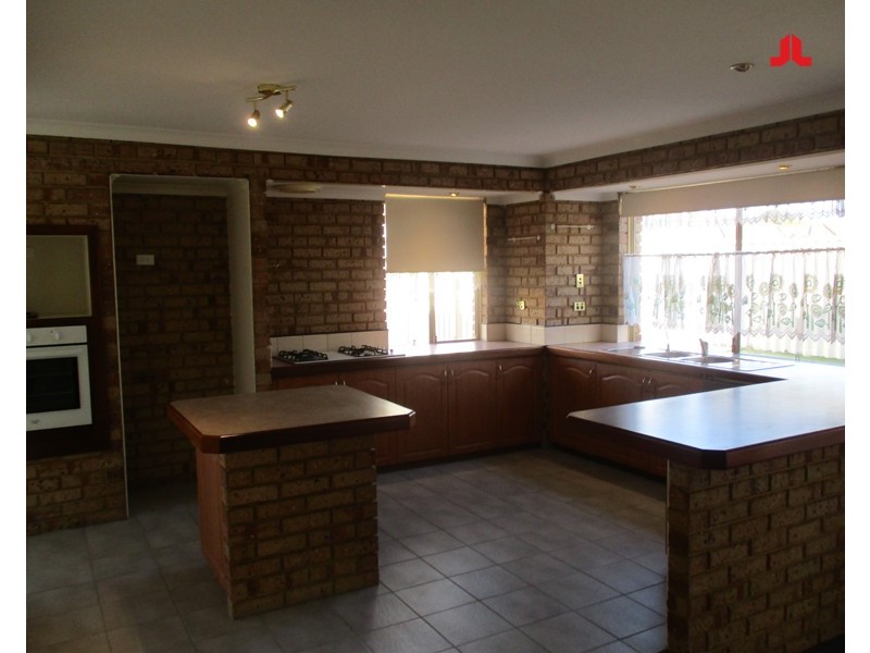 5 Tweed Close, Warnbro WA 6169