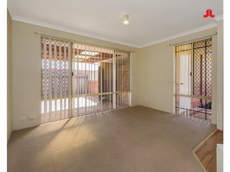 4 Grenadier Court, Warnbro WA 6169