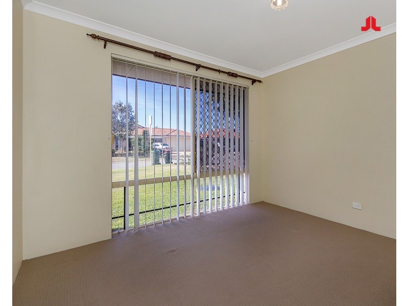 4 Grenadier Court, Warnbro WA 6169