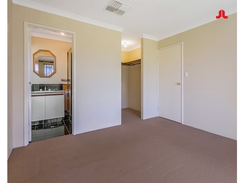 4 Grenadier Court, Warnbro WA 6169