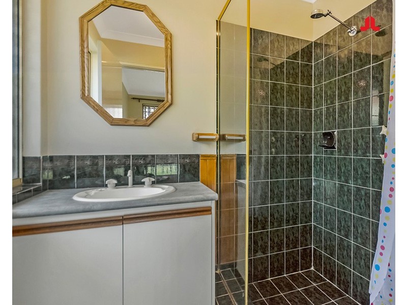 4 Grenadier Court, Warnbro WA 6169