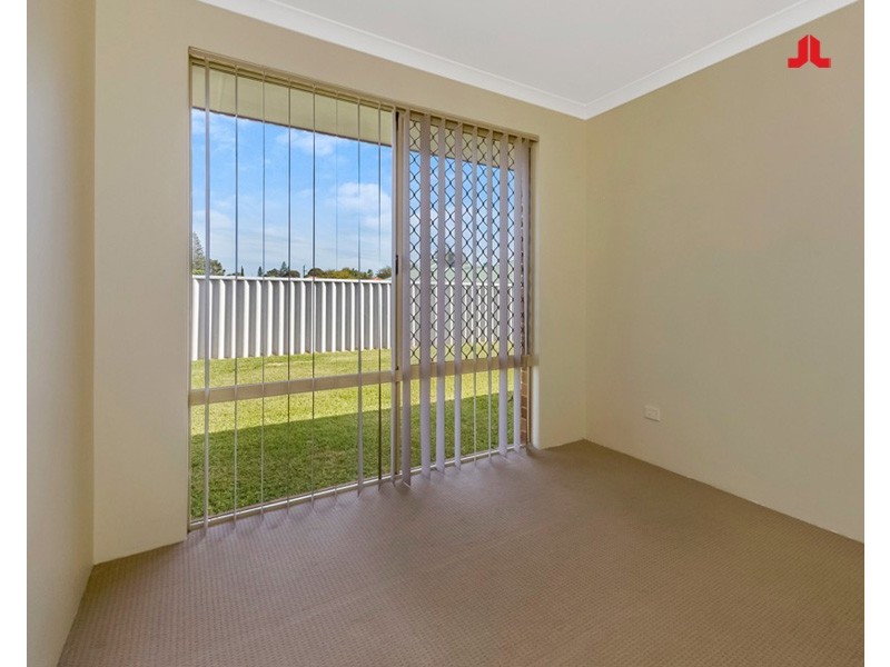 4 Grenadier Court, Warnbro WA 6169