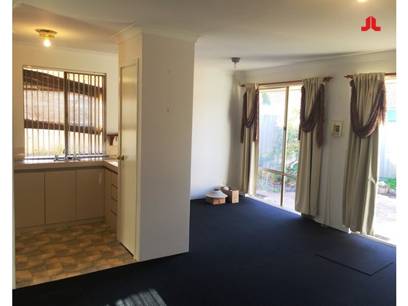 9/94 Simpson Avenue, Rockingham WA 6168