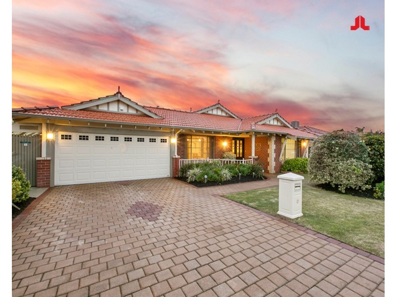 12 Swallow Grove, Waikiki WA 6169