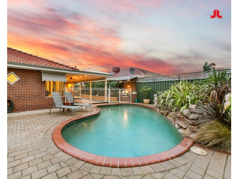 12 Swallow Grove, Waikiki WA 6169