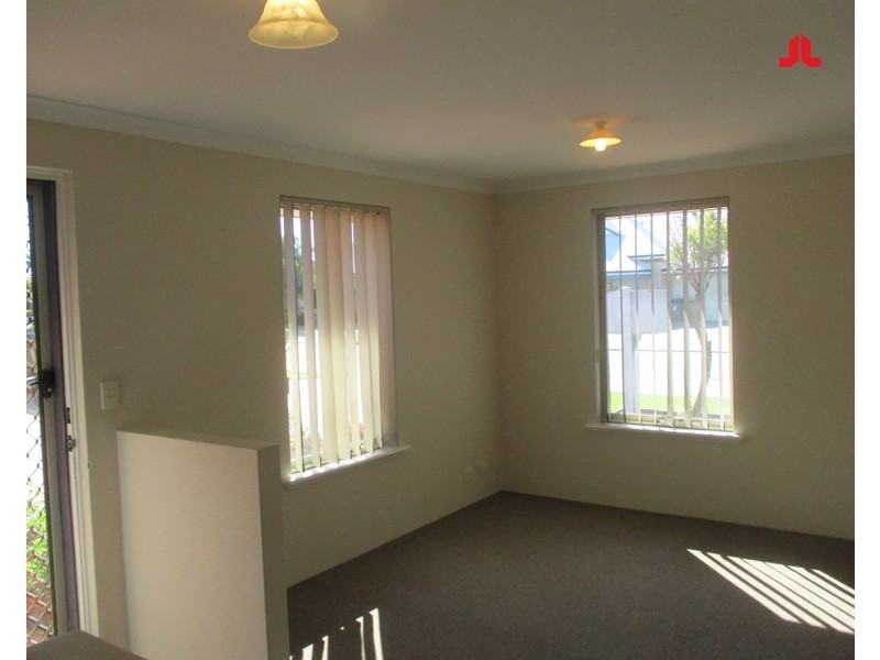 Unit 1/23 Royal Palm Drive, Warnbro WA 6169