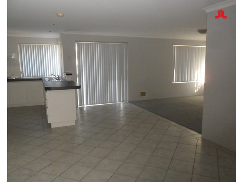 36 Mornington Boulevard, Waikiki WA 6169