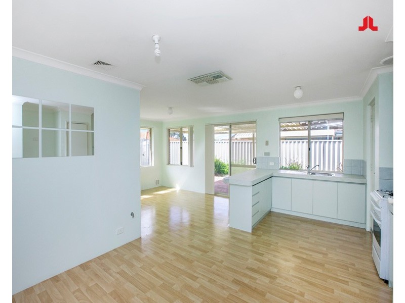 61 Vancouver Circle, Waikiki WA 6169