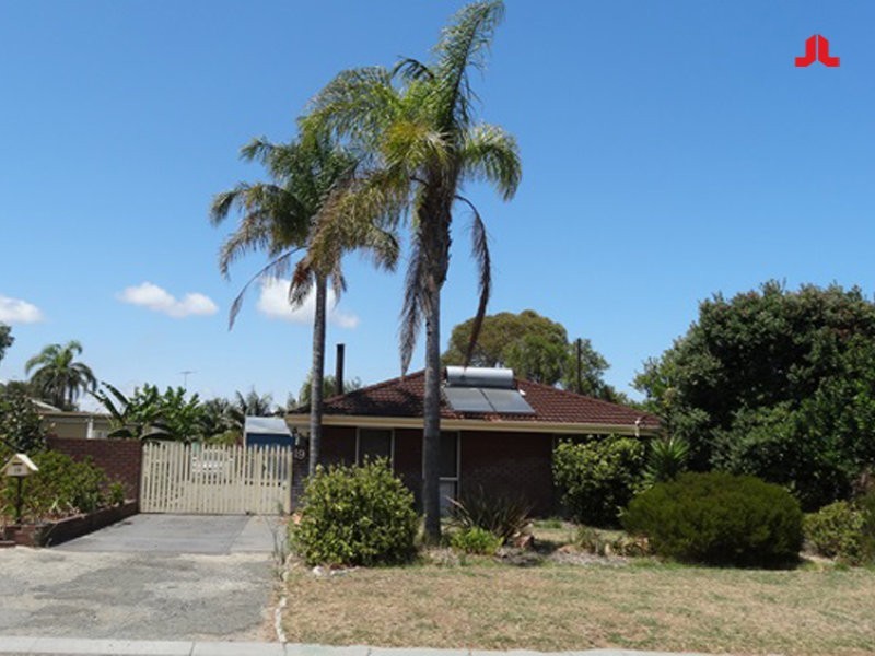 19 Kerswell Way, Warnbro WA 6169