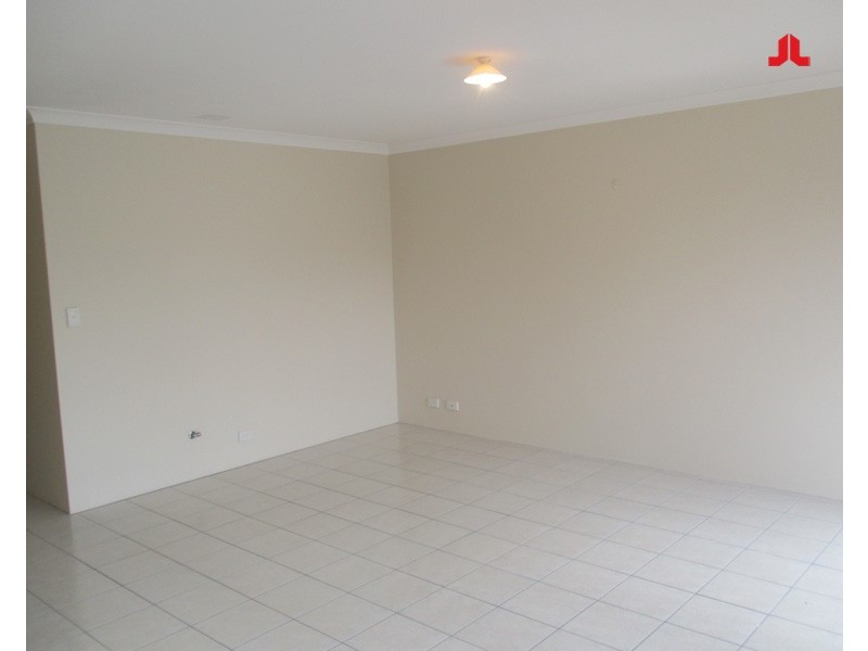 9/55 Moreton Crescent, Warnbro WA 6169