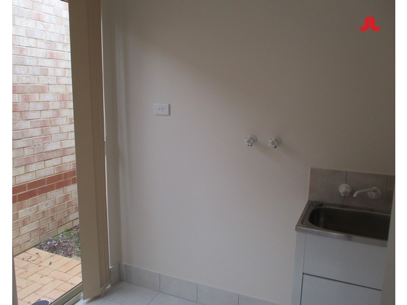 9/55 Moreton Crescent, Warnbro WA 6169