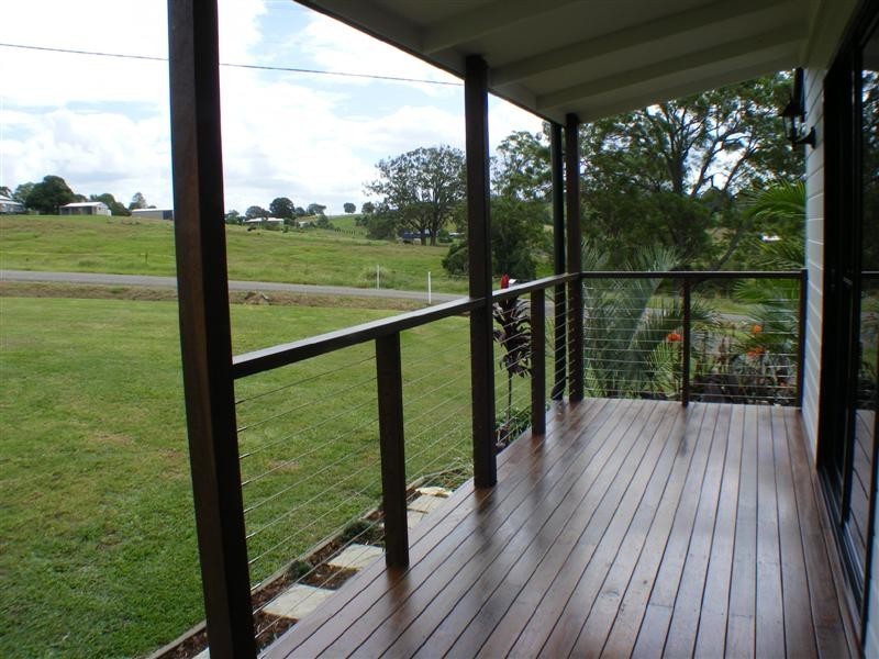 40 Andrew Brown Drive, East Deep Creek QLD 4570