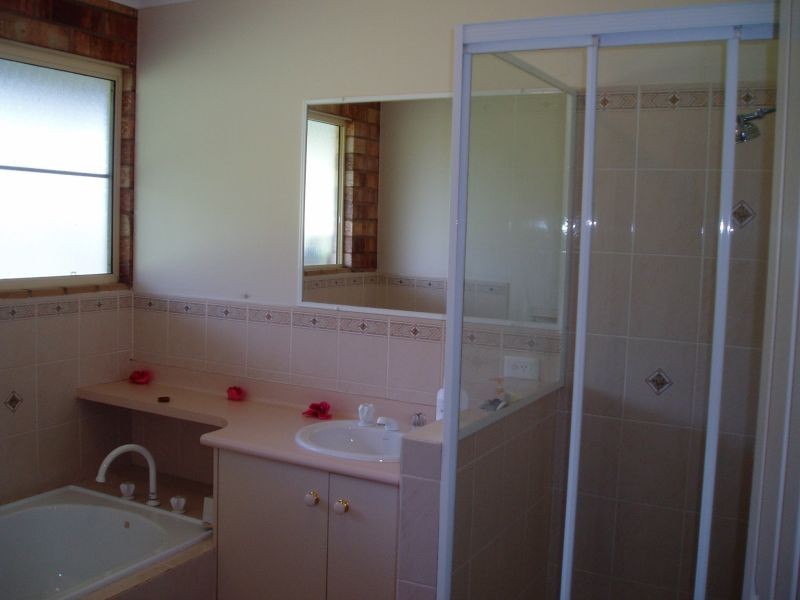 Glastonbury QLD 4570