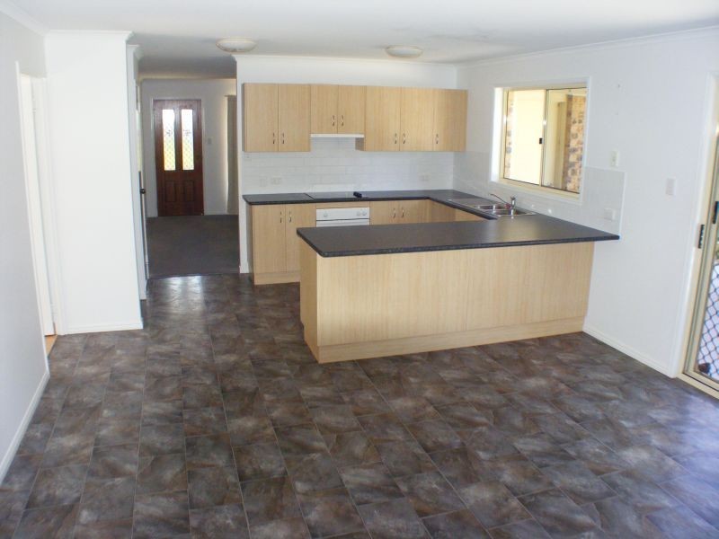 42 Lorikeet Drive, Tamaree QLD 4570