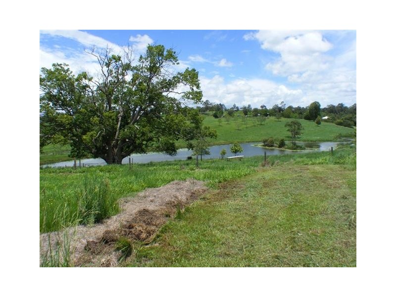 Goomboorian QLD 4570