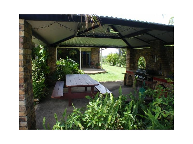 Goomboorian QLD 4570