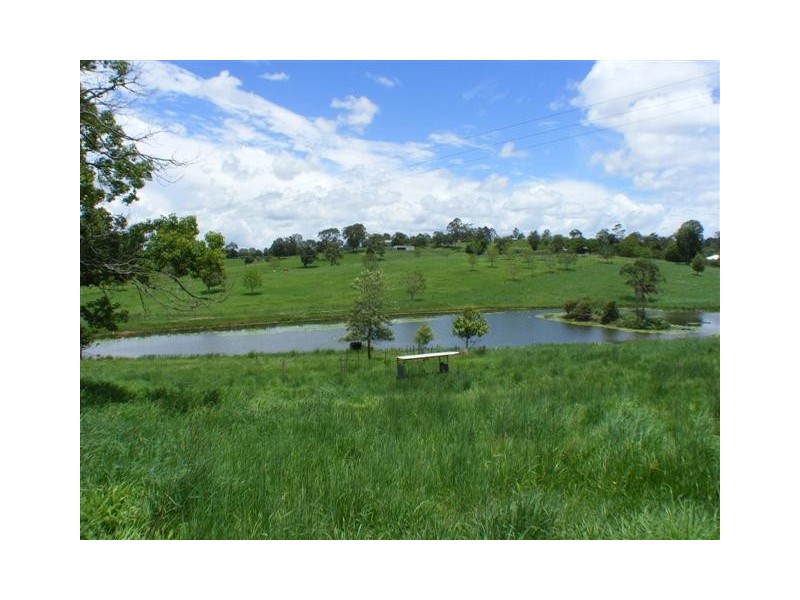 Goomboorian QLD 4570