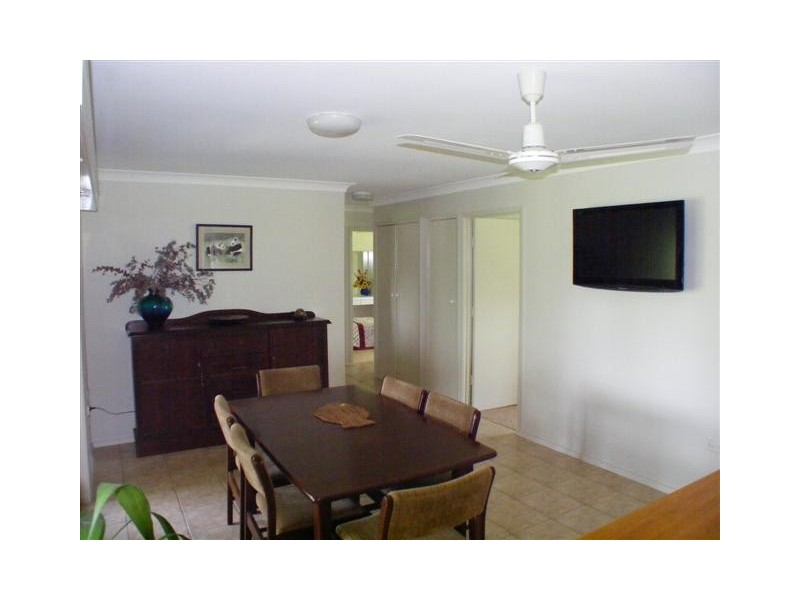 Goomboorian QLD 4570