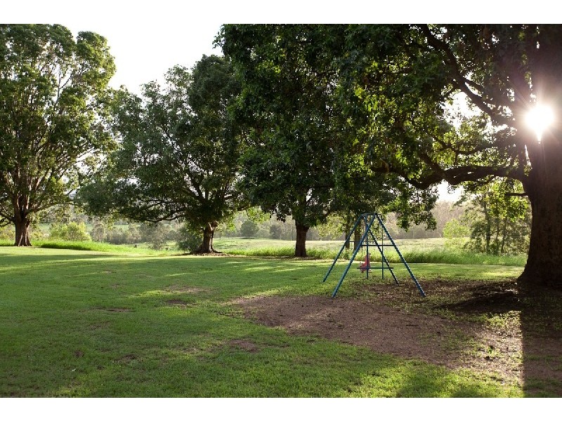 Theebine QLD 4570