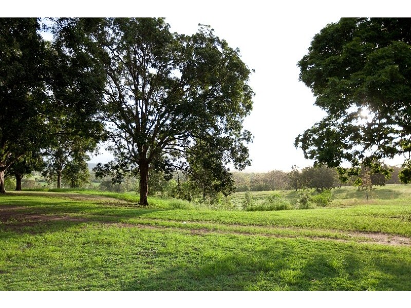 Theebine QLD 4570