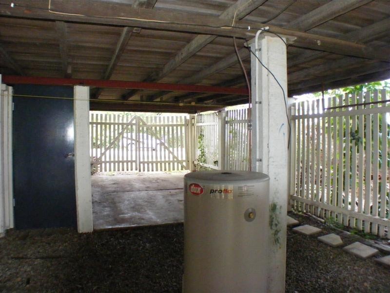 37 Hilton Rd, Gympie QLD 4570