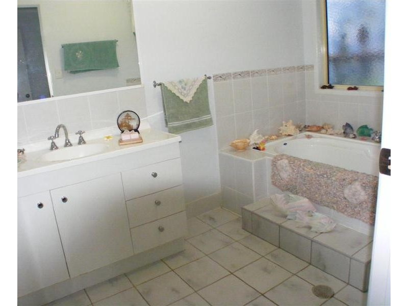 130 Investigator Ave, Cooloola Cove QLD 4580