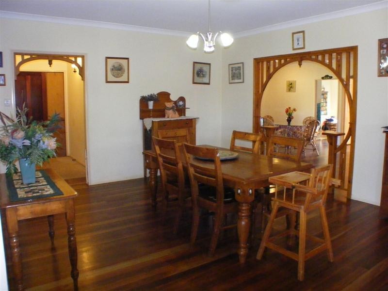 123 Old Veteran Road, Veteran QLD 4570