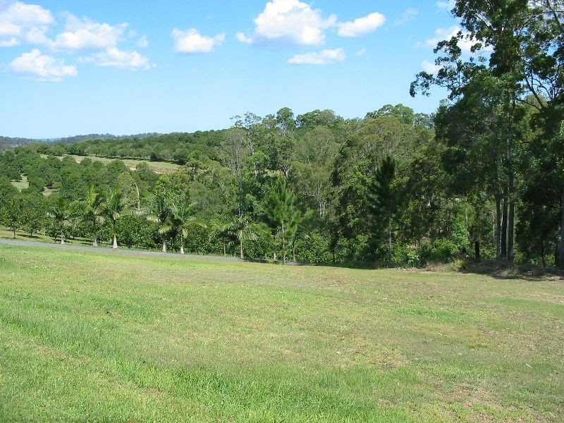Canina QLD 4570