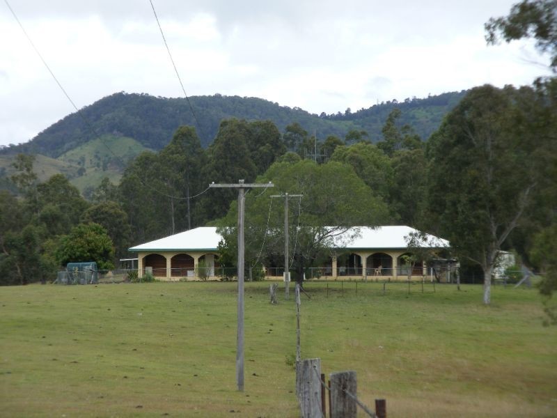 585 Glastonbury Road, The Palms QLD 4570