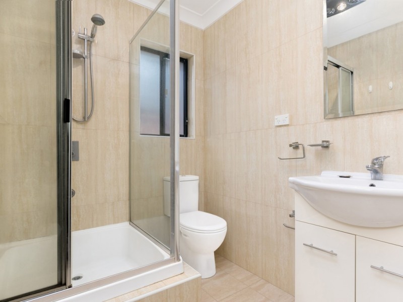 28 Cathcart Street, Fairfield NSW 2165