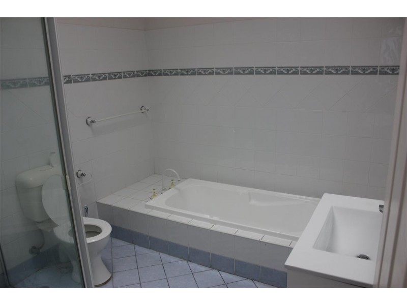 21 Wakelin Ave, Mount Pritchard NSW 2170