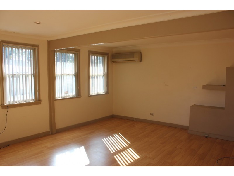 Canley Heights NSW 2166